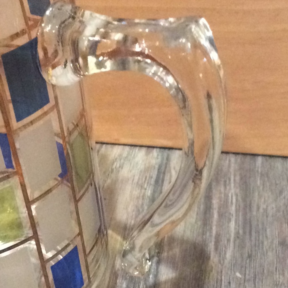 Vintage Glass pitcher - Picture 4 of 6